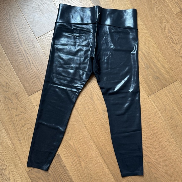 Knix The Birds Papaya Vegan Leather High Rise Leggings - Black - Size XXL - Picture 3 of 4